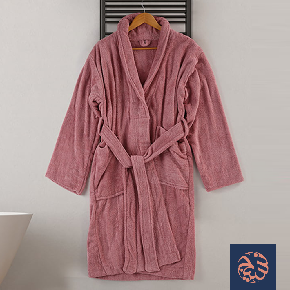 برنس الحمام المطرز الفاخر من جاكاردينا