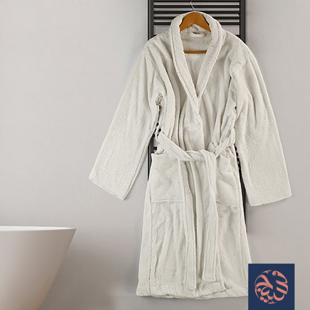 برنس الحمام المطرز الفاخر من جاكاردينا