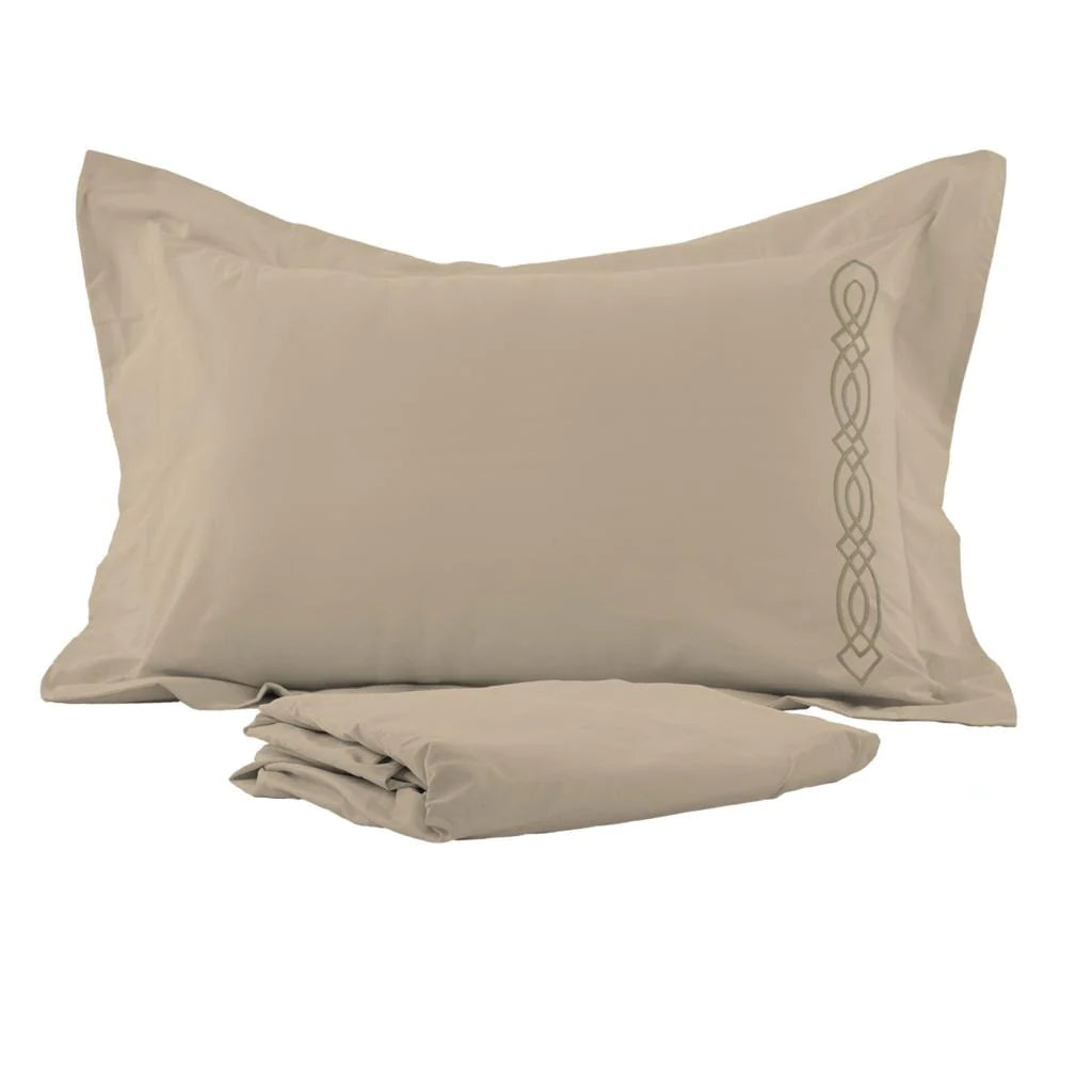 ريلي - طقم ملاية سرير باركيل مطرزة قطن 100٪ (ملاية و 2 كيس وسادة) من ريكراك