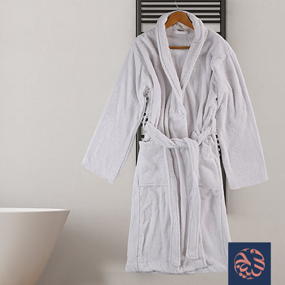 برنس الحمام المطرز الفاخر من جاكاردينا