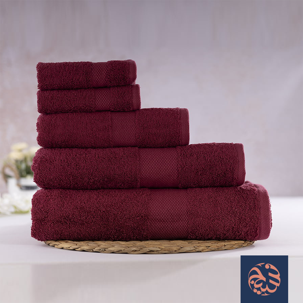 طقم فوط صوفيا 5 قطع من جاكاردينا