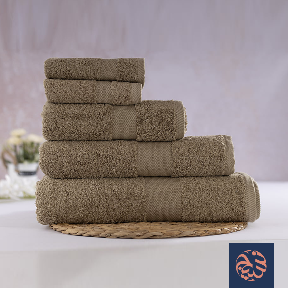 طقم فوط صوفيا 5 قطع من جاكاردينا